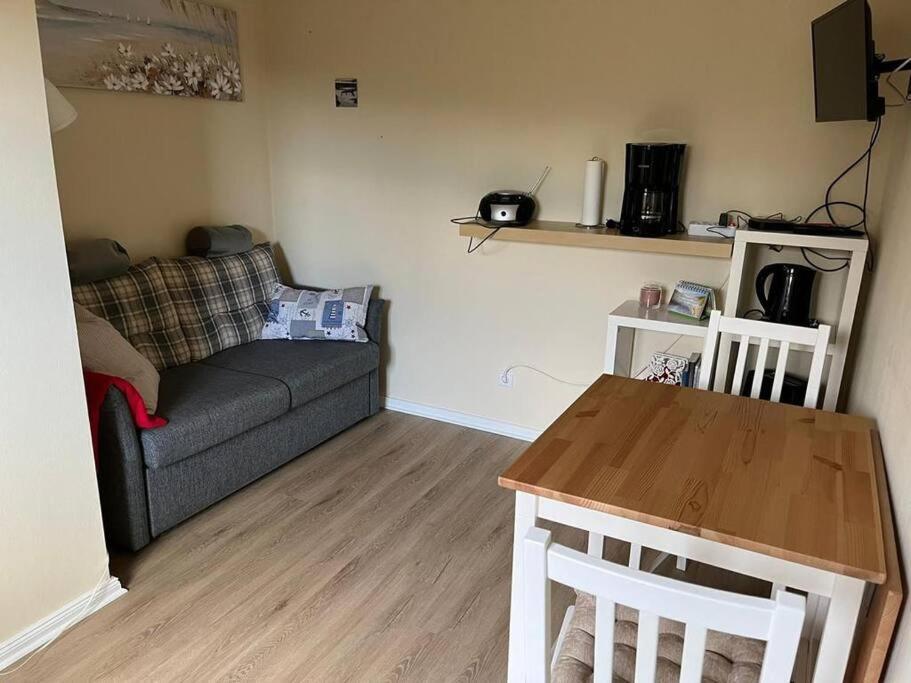 Nordsee Ferienwohnung Utspann Uelvesbull Esterno foto